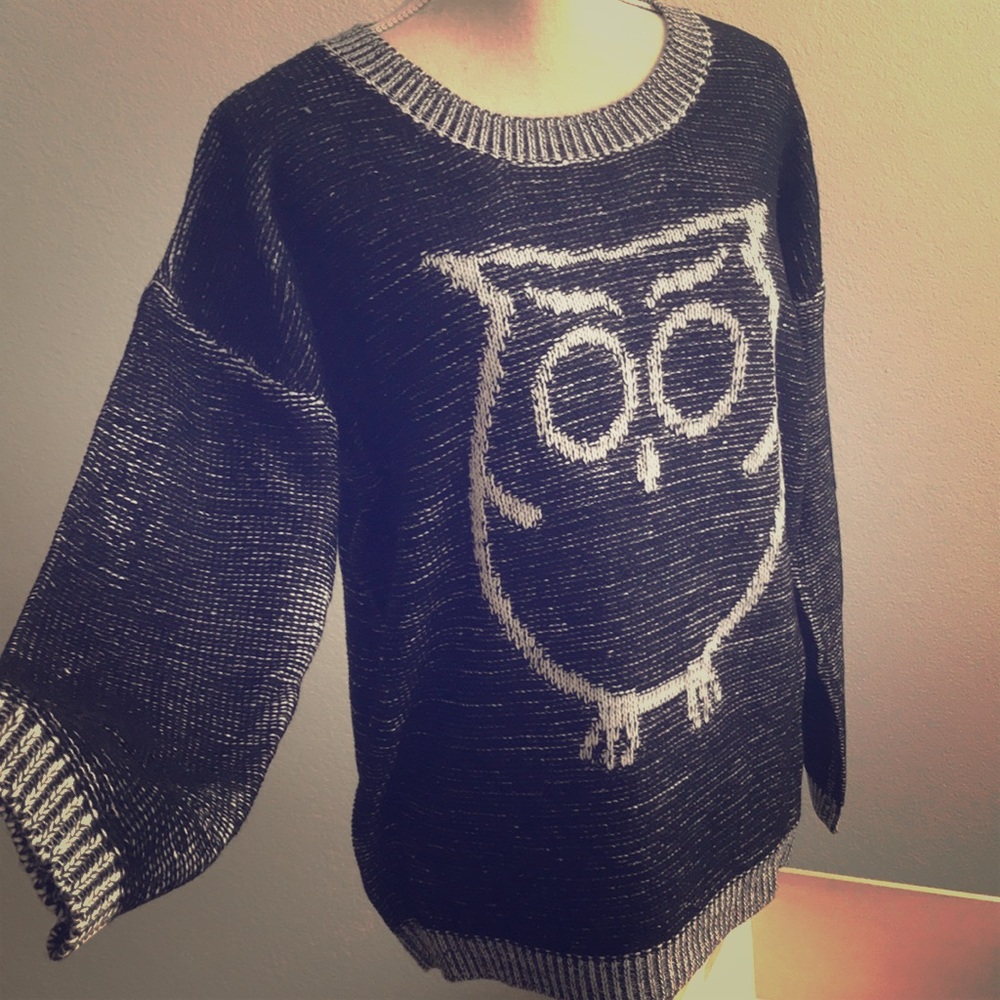 🦉🦉Black & White Owl Sweater🦉🦉